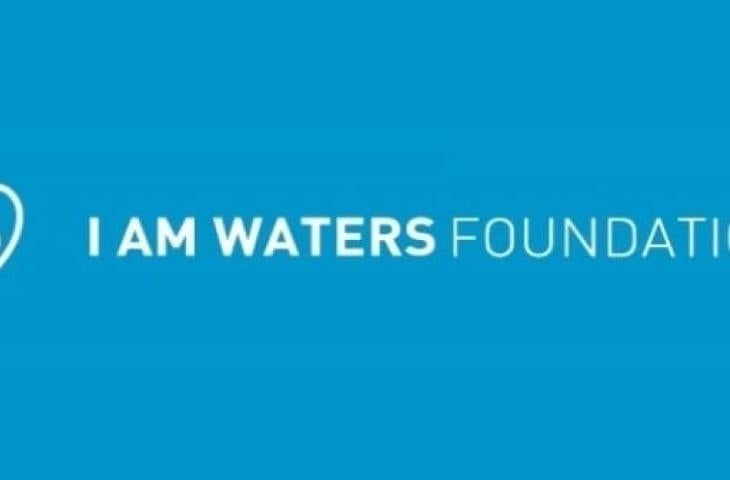 I Am Waters Foundation, acqua e amore per i senzatetto