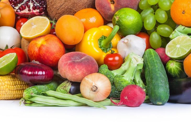 Guida completa ai sali minerali e all'idratazione: cibi e acque per il benessere