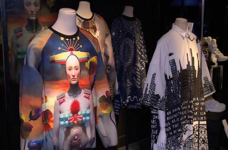 Con Stella McCartney la plastica degli oceani diventa cool