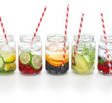6 idee detox per bruciare i grassi con l’acqua_alt tag