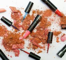 Dove buttare i cosmetici