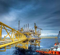 Energia marina: ecco l’impianto ibrido che cattura sole, vento e onde