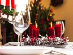 Natale, bere prima dei pasti aiuta a non prendere peso