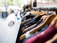 Il second-hand e l’economia circolare per un’industria della moda più sostenibile