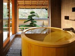 Il rito del bagno giapponese: alla scoperta di ofuro - In a Bottle