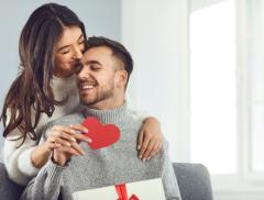 San Valentino, per una coppia su 2 più romanticismo e meno sesso - In a Bottle