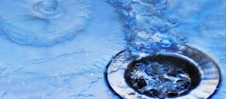 Americani, consumano il doppio dell'acqua che credono di utilizzare