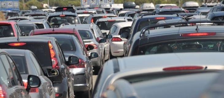 Esodo, italiani in auto stanchi, impreparati e annebbiati dallo stress