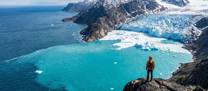 I colori dell’acqua: il linguaggio nascosto di mari, laghi e ghiacciai