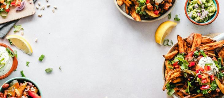 Recupero e creatività in cucina: come utilizzare gli scarti vegetali per piatti sostenibili e gustosi