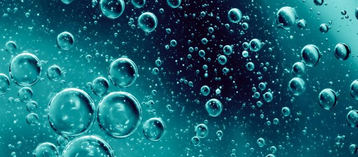 I benefici dell’acqua minerale gassata