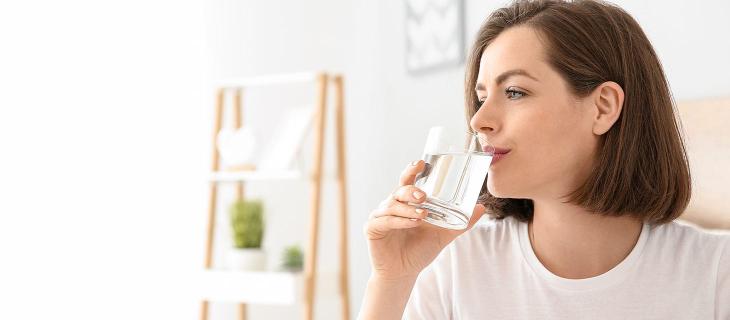 Seguire una corretta idratazione è fondamentale per combattere le allergie stagionali - In a Bottle