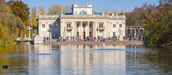 Palazzo sull’Acqua a Varsavia in Polonia – In a Bottle