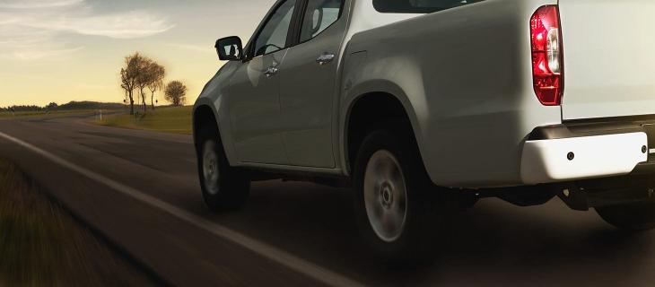 Rivian R1T, il nuovo pick-up elettrico d’Oltreoceano nel segno della mobilità sostenibile - In a Bottle